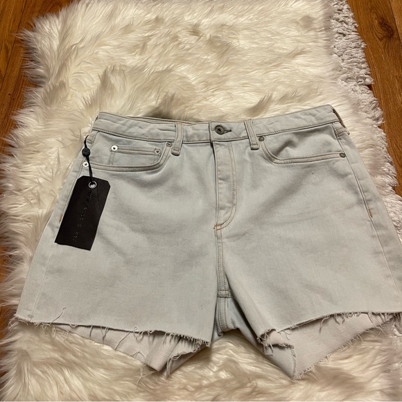 Rag & Bone Dre Low-Rise Short - Ditch Plains
Loopback Denim Jean Shorts - Picture 3 of 14